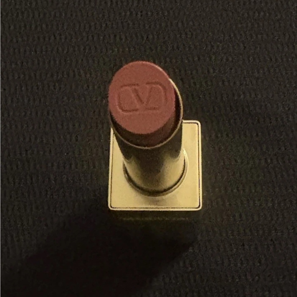 Spike Valentino Buttery Matte Refillable Lipstick 123R Spike A Pose 2.3g/0.08 oz